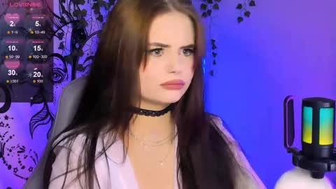 Snapshot of jenniferwandis77 chatting on 03.05.25 Jenni online show from 03.05.25