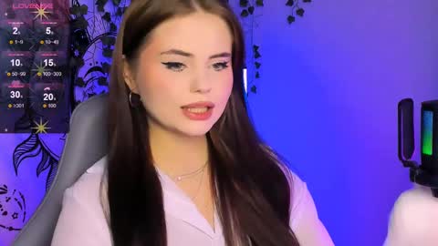 Snapshot of jenniferwandis77 chatting on 03.05.25 Jenni online show from 03.05.25