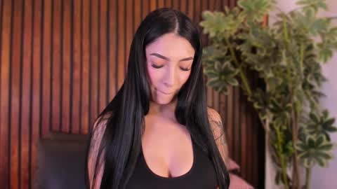     online show from 11.11.25