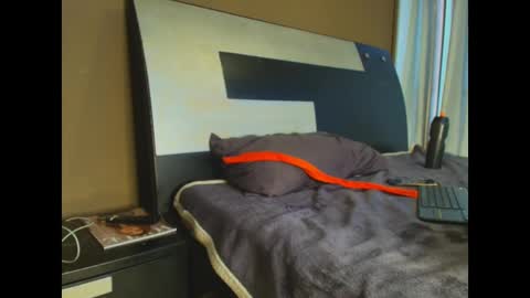 Jenn online show from 02.13.25