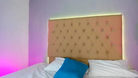 jenny__lawrence online show from 01.11.26