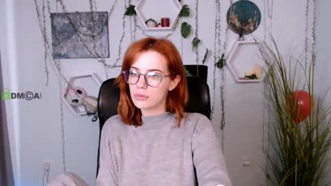 Snapshot of jenny__meow chatting on 01.22.25 YOUR BEST WAY TO HAVE FUN online show from 01.22.25