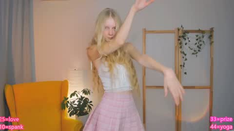 Jenny  online show from 12.05.24