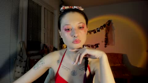 Snapshot of jenny_cox_love chatting on 12.18.24 Jennifer Jenny Darling online show from 12.18.24