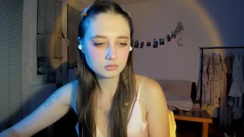 Snapshot of jenny_cox_love chatting on 09.22.25 Jennifer Jenny Darling online show from 09.22.25