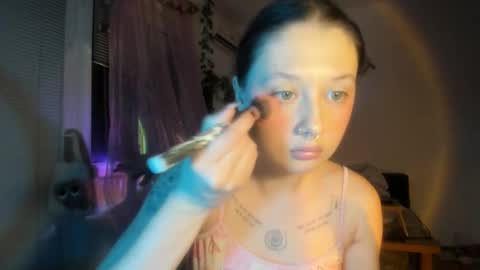 Jennifer Jenny Darling   online show from 03.19.26