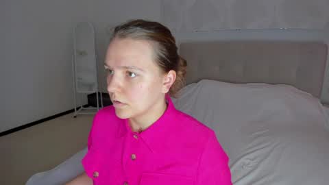 Snapshot of jenny_jimmy chatting on 07.06.26 Jenny online show from 07.06.26