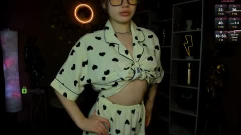 Snapshot of jenny_rill chatting on 04.15.26 Jenny online show from 04.15.26