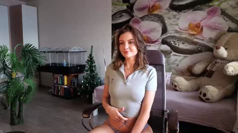 jennycutey online show from 01.18.25