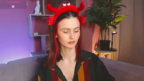 jennyfer_me online show from 06.11.26