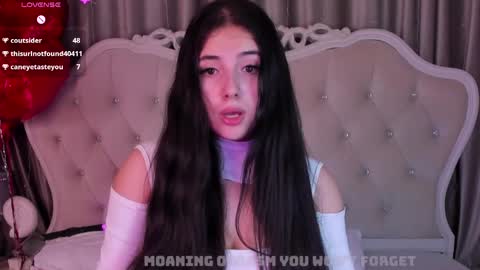 Snapshot of jennyferguson chatting on 02.10.25 Jenny Ferguson online show from 02.10.25