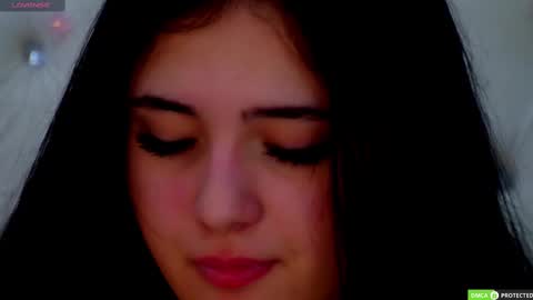 Snapshot of jennyferguson chatting on 03.10.25 Jenny Ferguson online show from 03.10.25