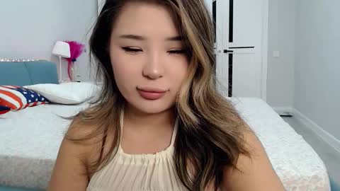 Snapshot of jeong_20 chatting on 10.08.25 Jeong online show from 10.08.25