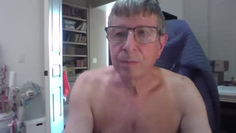 Snapshot of jep56 chatting on 11.25.25 jep56 online show from 11.25.25