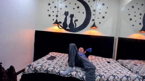 Jeremmyandstacy online show from 02.10.25