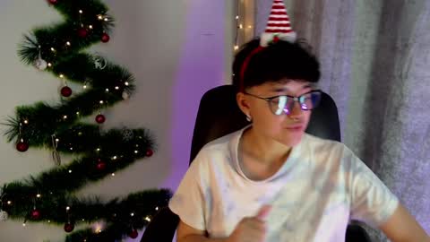 Snapshot of jero_harper1 chatting on 12.08.24 jero harper1 online show from 12.08.24