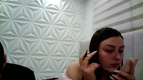 Snapshot of jerryandjessicaa chatting on 12.18.24 Jess y Jerry online show from 12.18.24