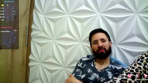 Snapshot of jerryandjessicaa chatting on 10.12.25 Jess y Jerry online show from 10.12.25