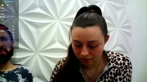 Snapshot of jerryandjessicaa chatting on 10.13.25 Jess y Jerry online show from 10.13.25