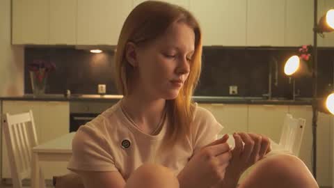 Molly online show from 10.21.25