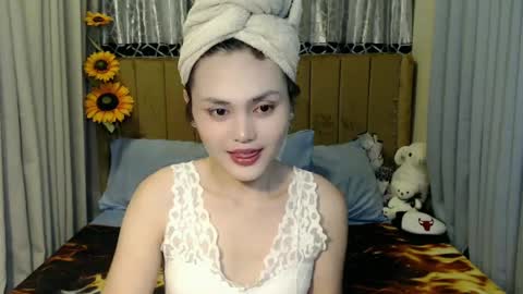 jess_goddes online show from 06.21.26