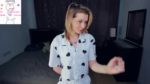 Snapshot of jessdail chatting on 01.06.26 Jess online show from 01.06.26