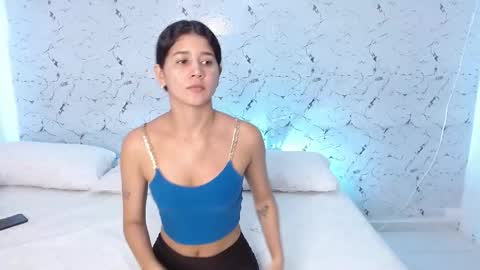 Snapshot of jessdant_luv chatting on 09.28.25 Hello we are Jesse and Dante. online show from 09.28.25