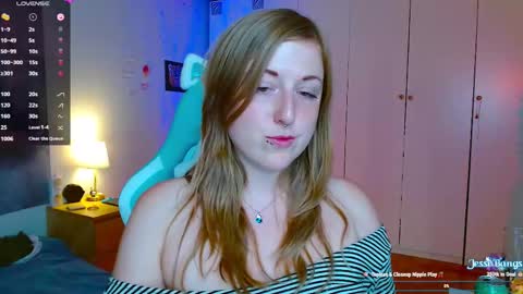 Snapshot of jessebangs chatting on 09.17.25 Jesse online show from 09.17.25