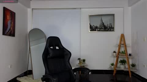 bella  adams online show from 09.20.25