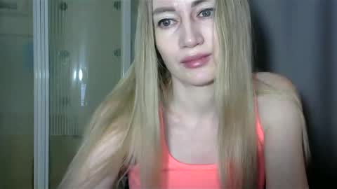 Snapshot of jessfox1 chatting on 12.28.24 JessFox1 online show from 12.28.24