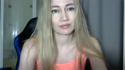 Snapshot of jessfox1 chatting on 12.30.24 JessFox1 online show from 12.30.24