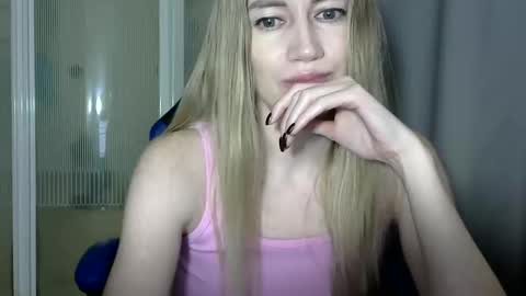 Snapshot of jessfox1 chatting on 12.31.24 JessFox1 online show from 12.31.24