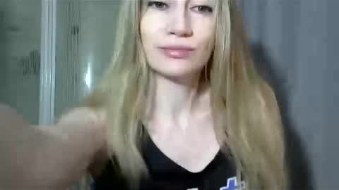 Snapshot of jessfox1 chatting on 01.26.25 JessFox1 online show from 01.26.25