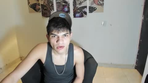 Snapshot of jesshot_bigcock chatting on 02.15.26 jesshot_bigcock online show from 02.15.26