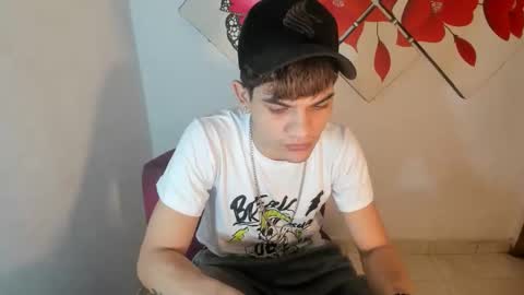 Snapshot of jesshot_bigcock chatting on 03.15.26 jesshot_bigcock online show from 03.15.26