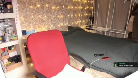 Mila online show from 02.04.25