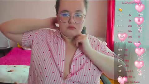 Snapshot of jessica_joy_ chatting on 06.18.26 Natalia online show from 06.18.26