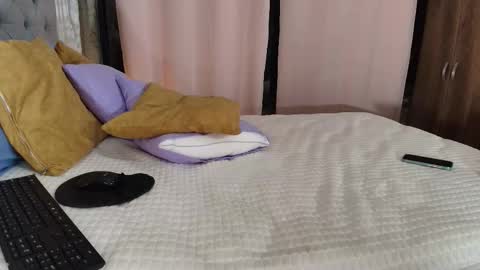 Snapshot of jessica_ts_vip chatting on 10.31.25 jessica_ts_vip online show from 10.31.25