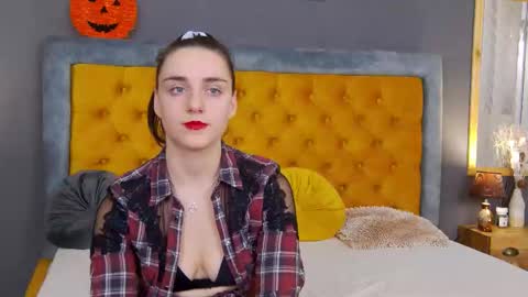 Snapshot of jessica_whitte_ chatting on 11.12.25 Jessica White online show from 11.12.25