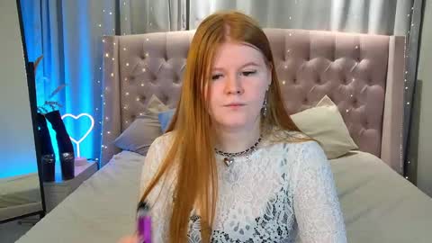 Snapshot of jessicaember chatting on 04.15.26 Jessica online show from 04.15.26