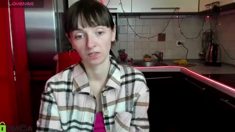 jessicaforris online show from 02.25.25