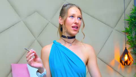 Snapshot of jessicagibson chatting on 07.25.26 Jessica online show from 07.25.26