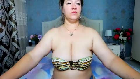 single mommy online show from 06.03.26