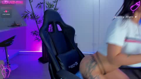 Snapshot of jessicapratt chatting on 01.16.25 Jessica Pratt IG jessicaxpratt online show from 01.16.25