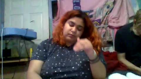 Snapshot of jessicarabbits4 chatting on 02.25.26 dovedianna online show from 02.25.26