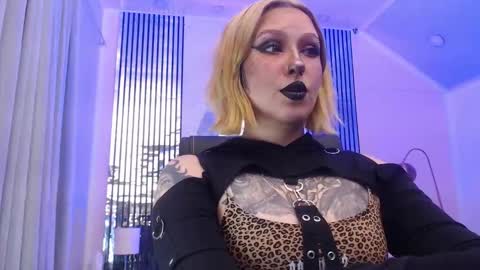 Your Sweet Angel online show from 01.07.26