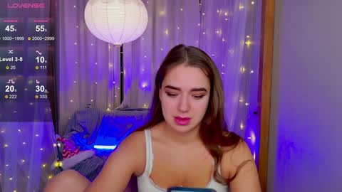 Snapshot of jessiestarz chatting on 12.28.24 Jessi online show from 12.28.24