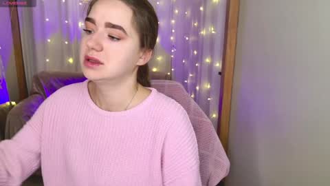 Snapshot of jessiestarz chatting on 01.04.25 Jessi online show from 01.04.25