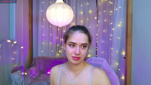 Snapshot of jessiestarz chatting on 01.06.25 Jessi online show from 01.06.25