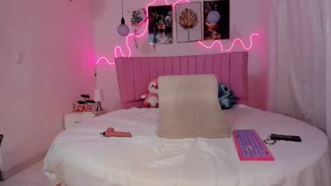 Snapshot of jessika_horny01 chatting on 01.16.26 jessica online show from 01.16.26